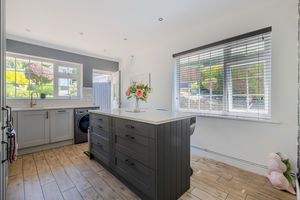 Photo 16- click for photo gallery